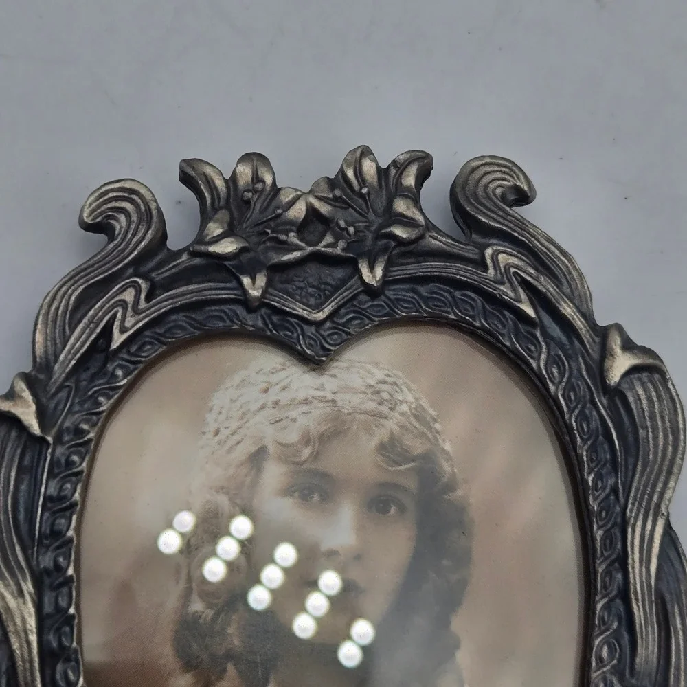 Pewter Heart Picture Frame Art‎ Nouveau Small 4.25x3.25 Table Top Mother's Day